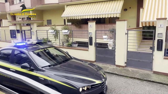 GDF TERAMO: DROGA A SILVI, ARRESTATO PUSHER (04.04.25)