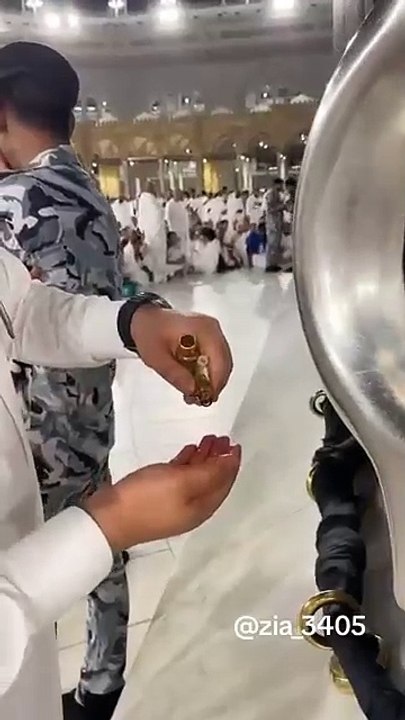 The MOST SHOCKING HAJRE ASWAD Truth#alquran #islamicshorts #hadees #madina #meccamadina