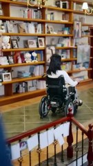 She saw her husband taking his mistress to a prenatal checkup, she divorced him immediately