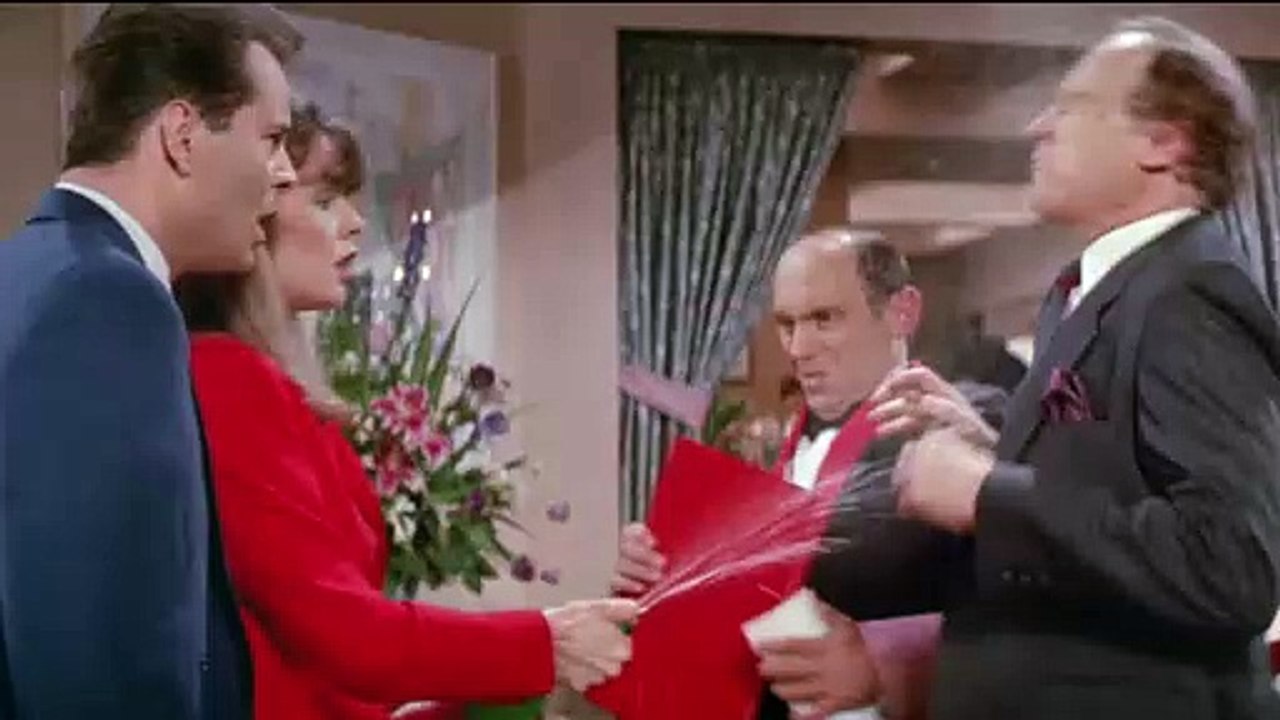 Boire et déboires (1987) - Bande annonce