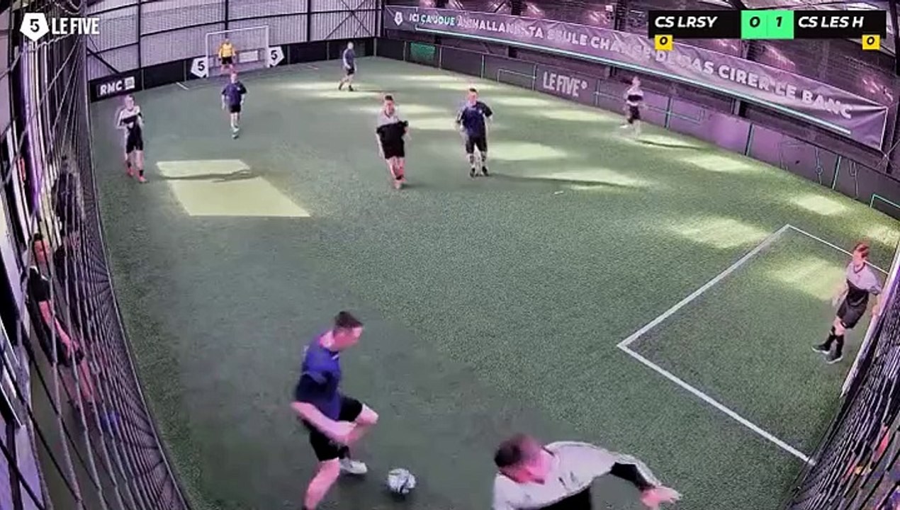 CSP LRSY - CSP LES HERBIERS 04/04 à 10:27 - Football Terrain 1 (LeFive Challans)