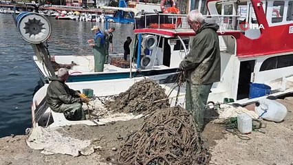 Marmara’da kabus: Ağlarla değil, müsilajla boğuştular