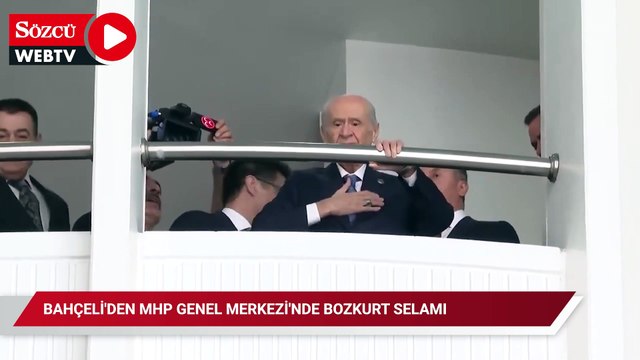 Bahçeli'den MHP Genel Merkezi'nde bozkurt selamı