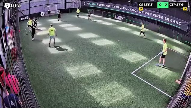 CSP LES SABLES D OLONNE - CSP ST GILLES 1 04/04 à 12:41 - Football Terrain 1 (LeFive Challans)