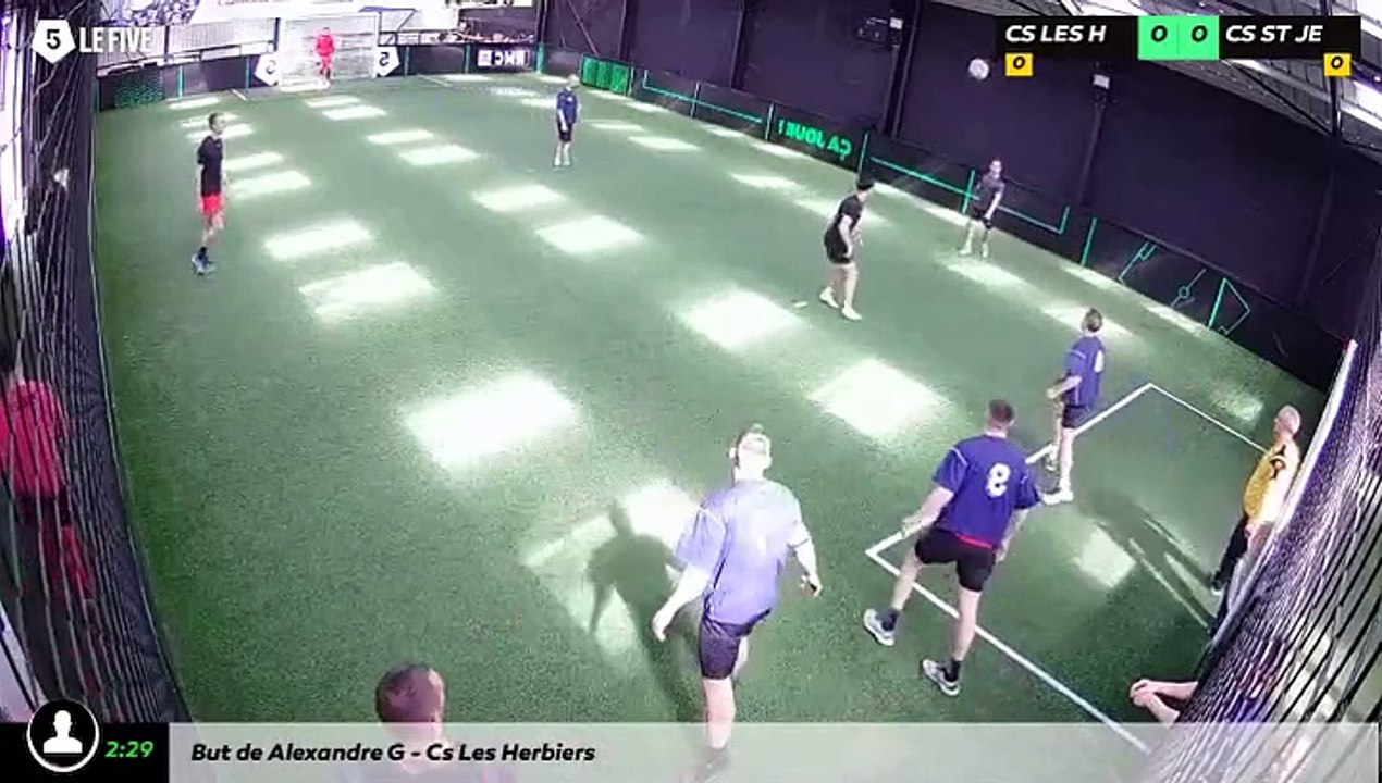 CSP LES HERBIERS - CSP ST JEAN DE MONTS 04/04 à 12:28 - Football Terrain 2 (LeFive Challans)