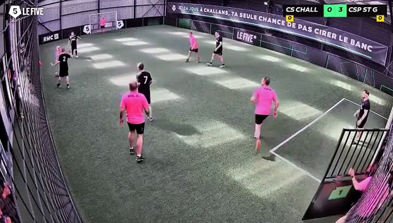 CSP CHALLANS 2 - CSP ST GILLES 1 04/04 à 12:05 - Football Terrain 1 (LeFive Challans)