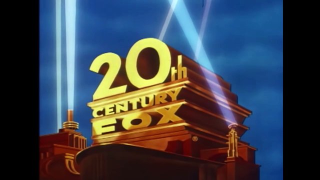 Buffy, tueuse de vampires (1992) - Bande annonce