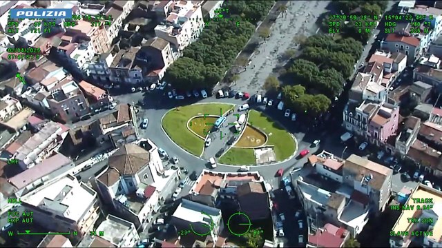 Catania - Maxi operazione di controllo della Polizia di Stato nel quartiere San Cristoforo (04.04.25)