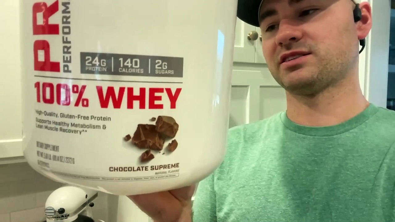 GNC Pro Performance 100% Whey Protein Powder | Supports Healthy Metabolism and Lean Muscle Recovery  | Creamy Strawberry | 64 Servings