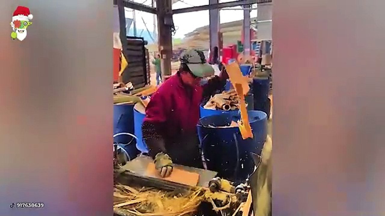 Most Satisfying Videos Of Workers Doing Their Job Perfectly