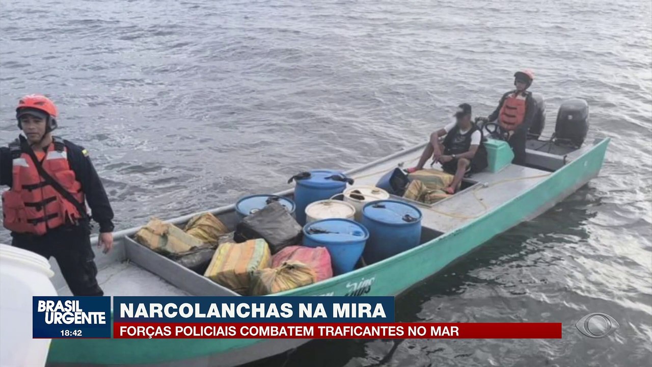 Lancha com drogas do PCC