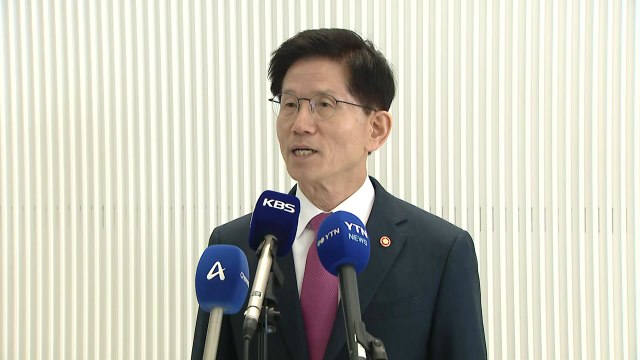 김문수 대선 출마 깊은 고심...시대정신은 민생 / YTN