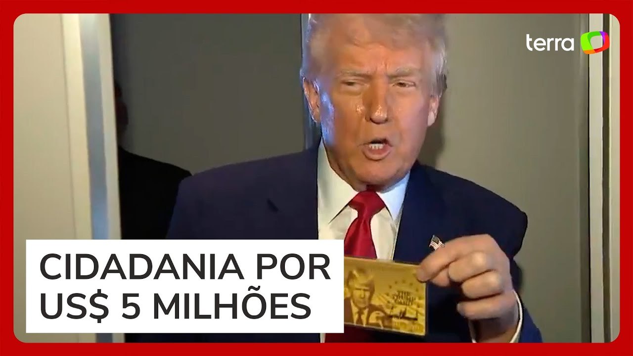 Trump mostra primeiro "Gold Card" e diz ser o p...