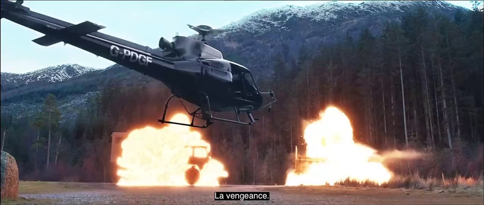 Bade Miyan Chote Miyan (2024) - Bande annonce