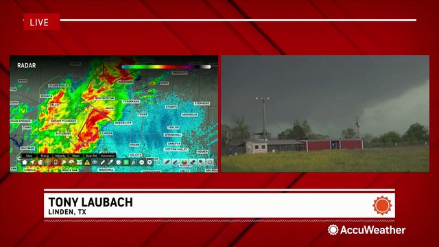 Tornado-warned supercells tear across Texas