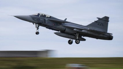 Lo que dijo el ministro de Hacienda sobre la compra de aviones que reemplazarán los Kfir