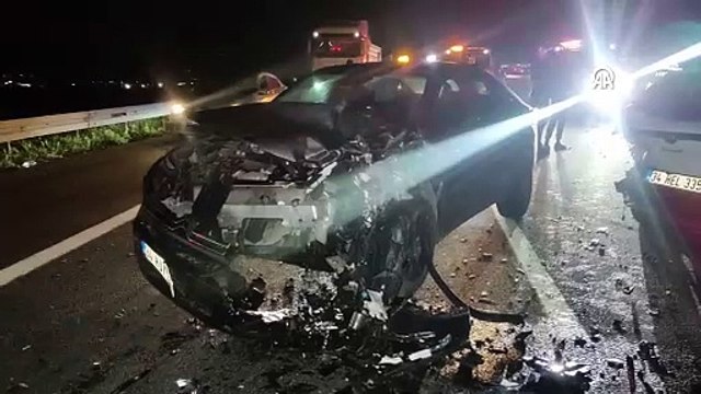 Bursa\'daki zincirleme kaza: Ölü ve yaralılar var