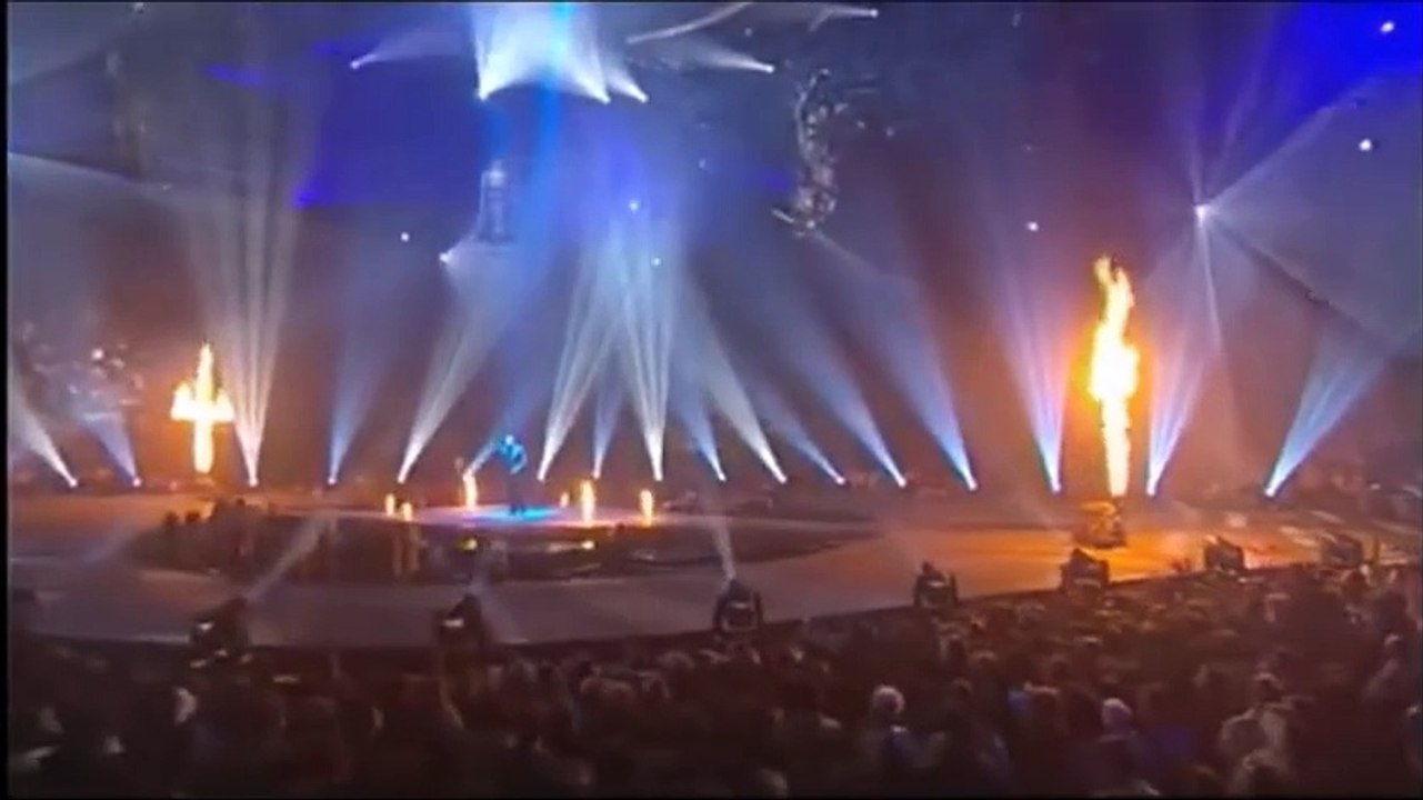 Michel Sardou / L'an mil   (Live Bercy 2001)