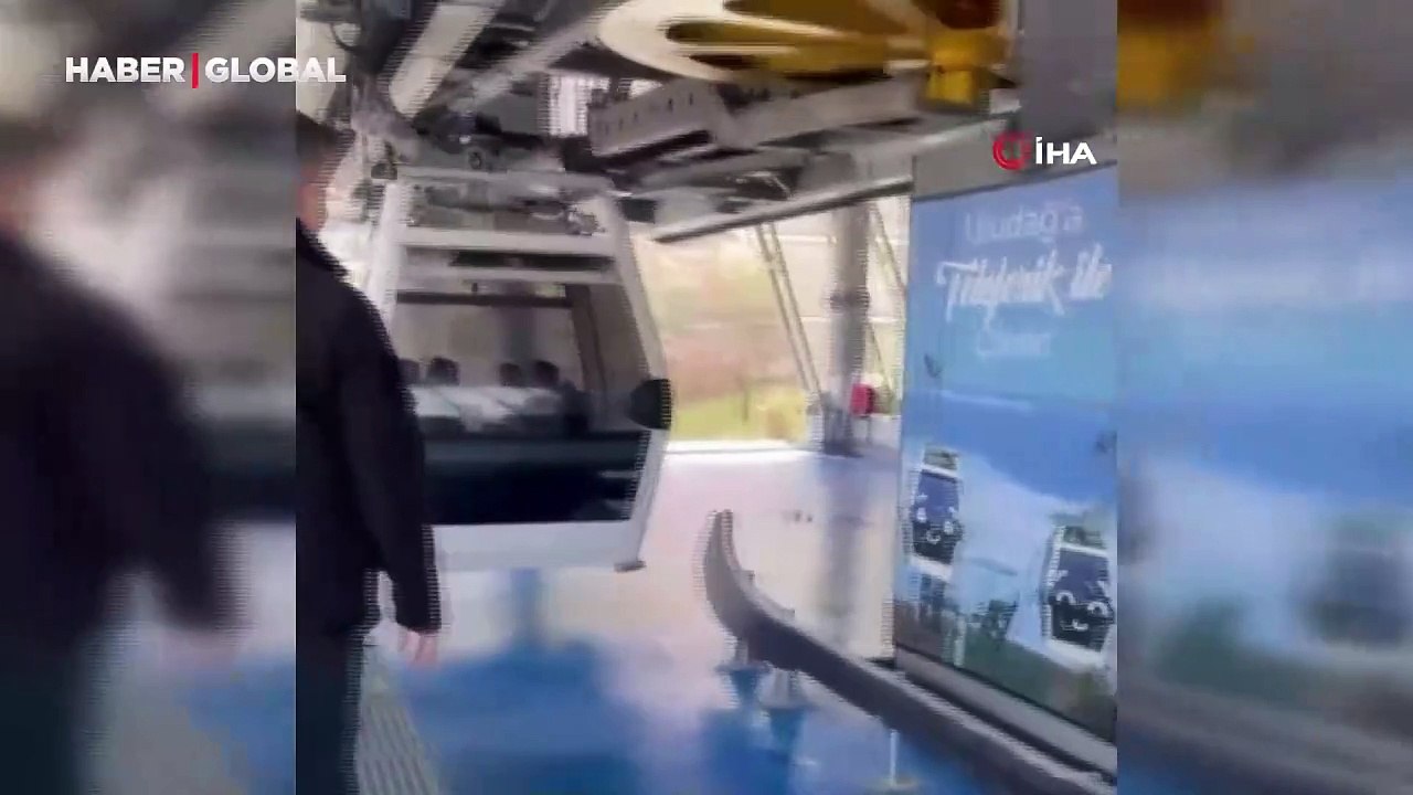 Bursa'da 45 ayrı suçtan aranan şahıs, tatil dönüşü Uludağ'daki teleferikte yakalandı, ""Doğukan gel hadi Asayiş Polisi"