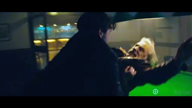 OLD GUY Bande Annonce VF (2025) Christoph Waltz