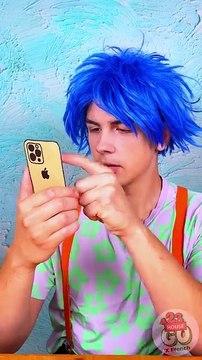 Histoire drôle en carton 😅 Téléphone en papier 📲 ✂️ #comédie #bricolage #art