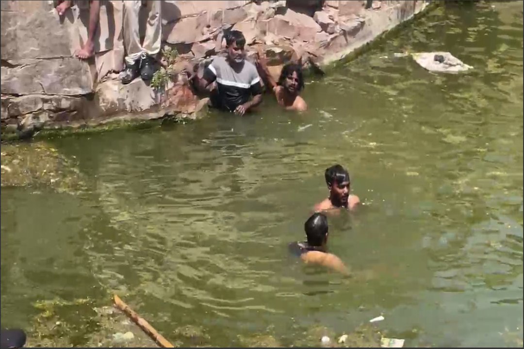 Kota News: कोटा में पानी के गड्ढे में डूबा 10 स...