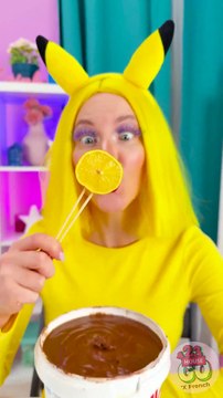 Bonbons au citron faits maison dans du Nutella chocolaté ! 🍋🍫 FOLIE SUCRÉE ! #nourriture #courts