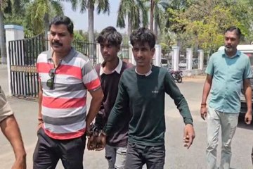 AK-47 rifle theft case: Video: एके-47 रायफल व कारतूस के साथ मां-बेटा समेत 3 गिरफ्तार, चोरी के बाद गाड़ दिया था जमीन में