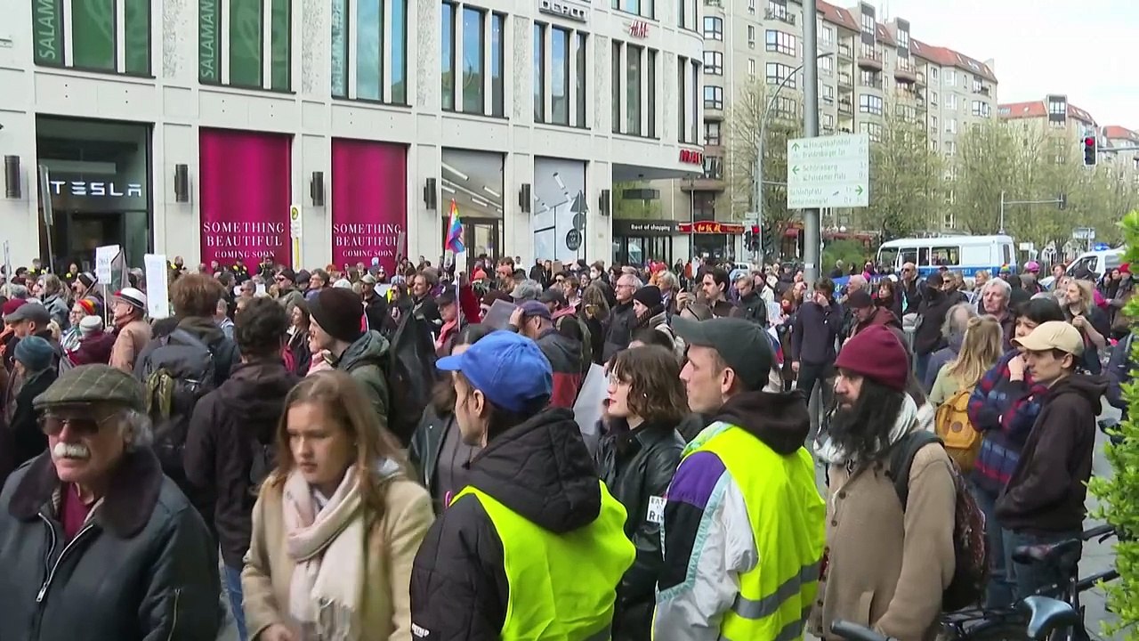 Demonstrators protest against Trump and Musk in Berlin