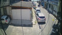 Mulher é vítima de assalto na Cidade Baixa; assista