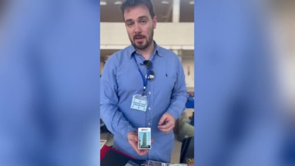 Luca Guerrini, il collezionista toscano che ha portato a Torino la mitica «Torre di Pisa»