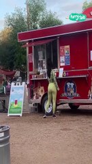 Lach dich schlapp mit Lustige Pfoten Ч. 51