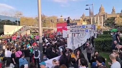 "Queremos una alternativa digna": las demandas de la protesta en Barcelona