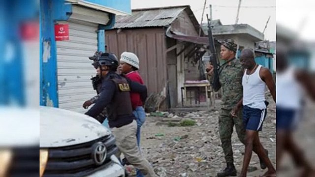 Migración detiene más de 300 haitianos indocumentados en Friusa