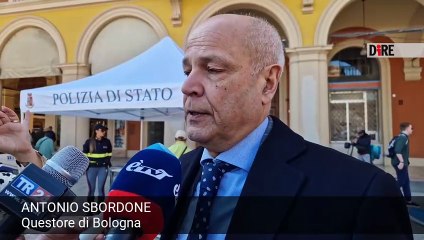 Bologna - SCUOLA, SGOMBERATI RAGAZZI IN CATENE SOTTO PREFETTURA (05.04.25)