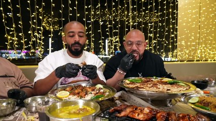 رحلة استكشاف المطاعم