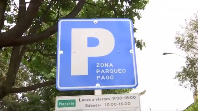 Zonas de parqueo estarían dejando millonarias pérdidas a la ciudad