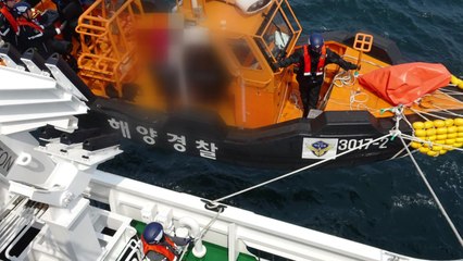 독도 해상 '손가락 절단' 외국인 선원 긴급 이송 / YTN