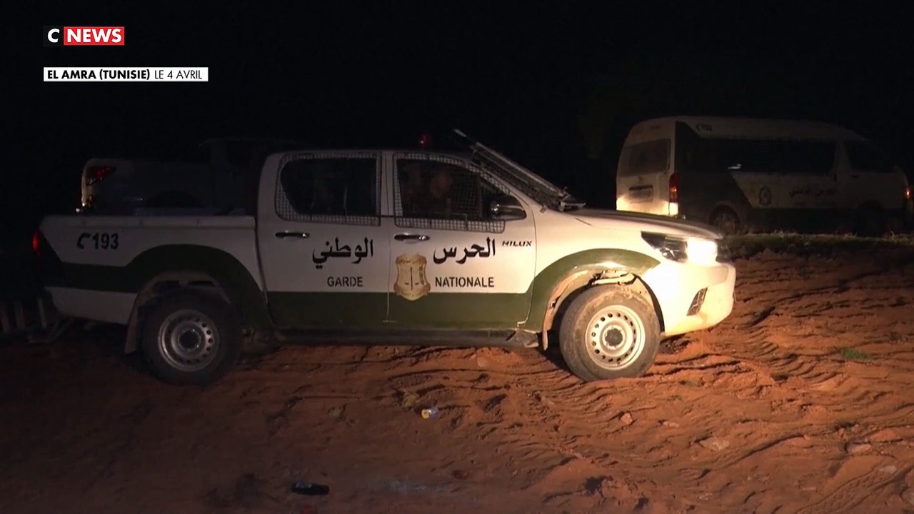 La Tunisie a démantelé, des camps de fortune où vivaient des milliers de migrants venus d'Afrique subsaharienne, après une virulente campagne sur les réseaux sociaux