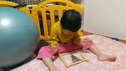 【喃語かわいい】ウインドチャイムの演奏を満足するまでやりきった4歳児男の子（発達障がい（知的障害）-自閉性スペクトラム症）