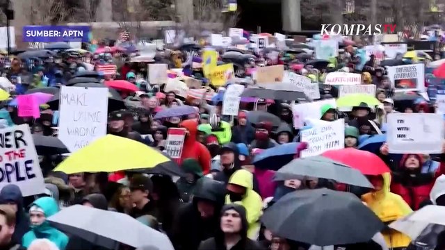 Warga AS Demo Besar-besaran Tolak Kebijakan Trump