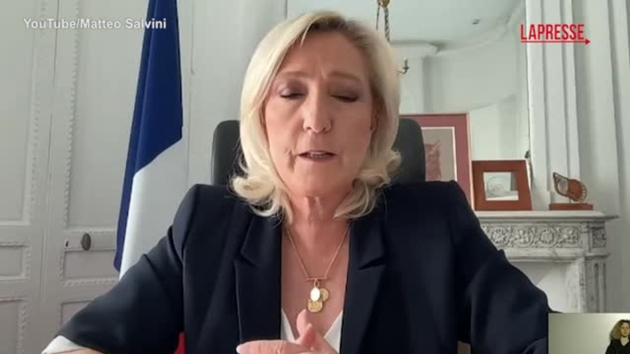 Le Pen in collegamento con il Congresso della Lega: «La mia battaglia pacifica, come Martin Luther King»