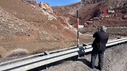Dağ keçileri güneşin tadını böyle çıkardı