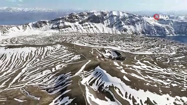 Uzun süredir ziyarete kapalı! Nemrut Krater Gölü aylar sonra havadan görüntülendi