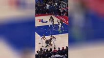 Edwards EXPLODES against the 76ers