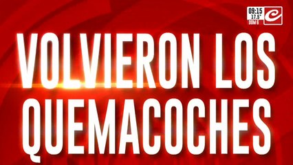 9 autos incendiados frente a la sede del PJ