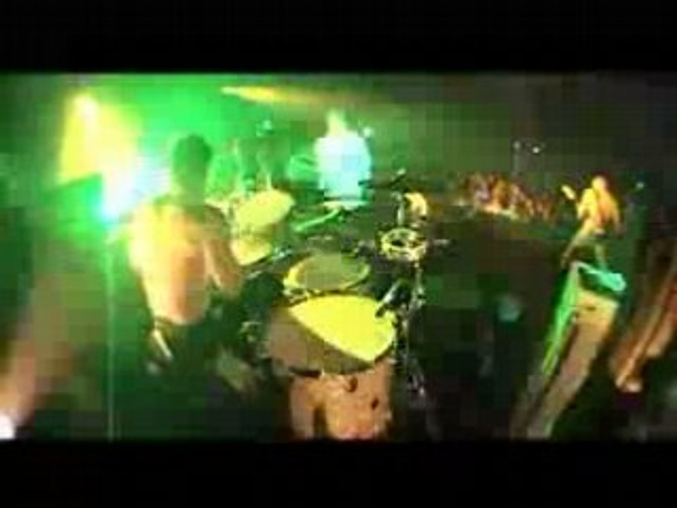 QOTSA  - Sample from Unreleased DVD Millionaire No One Avon