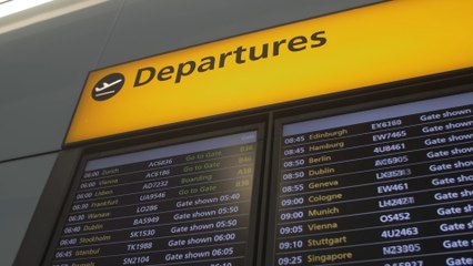 Will Flight Delays Ruin Your 2025 Holidays? Key Factors to Watch ✈️