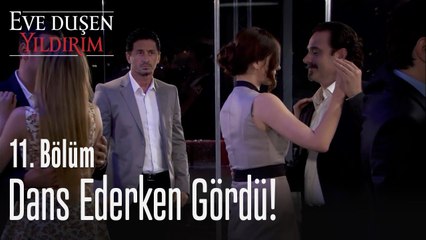 Namık, Şayeste ve Osman'ı dans ederken gördü! - Eve Düşen Yıldırım 11. Bölüm