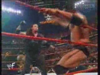 Survivor series '98 - the rock vs the undertaker(2)